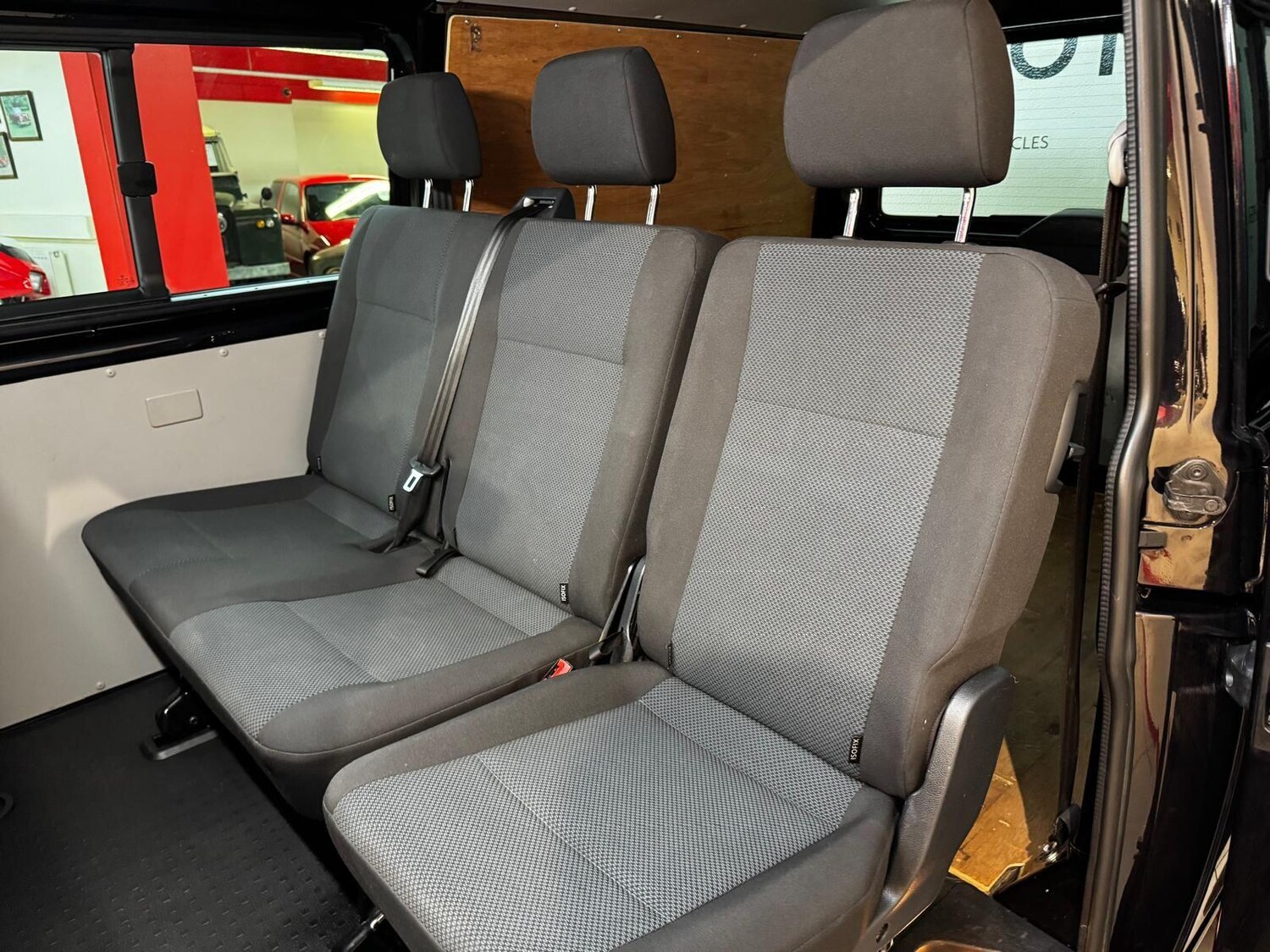 Used Volkswagen Transporter 2017 for sale - 76283713: Photo 19