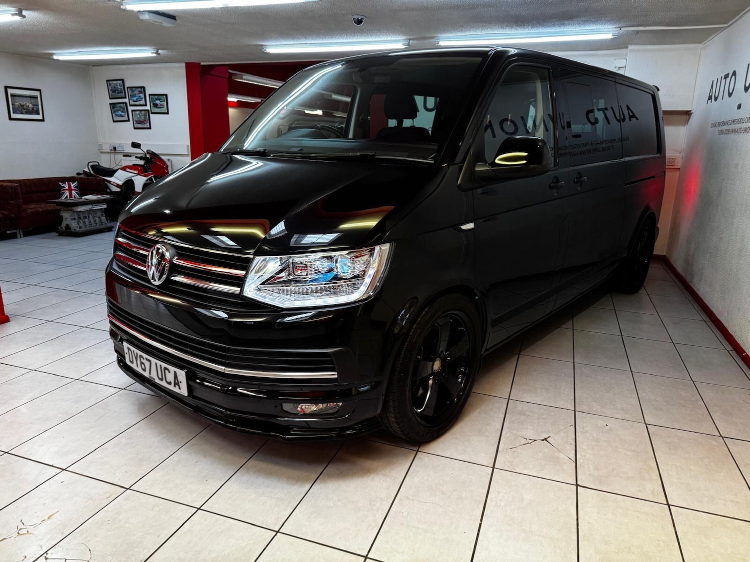 Used Volkswagen Transporter 2017 for sale - 76283713: Photo 3