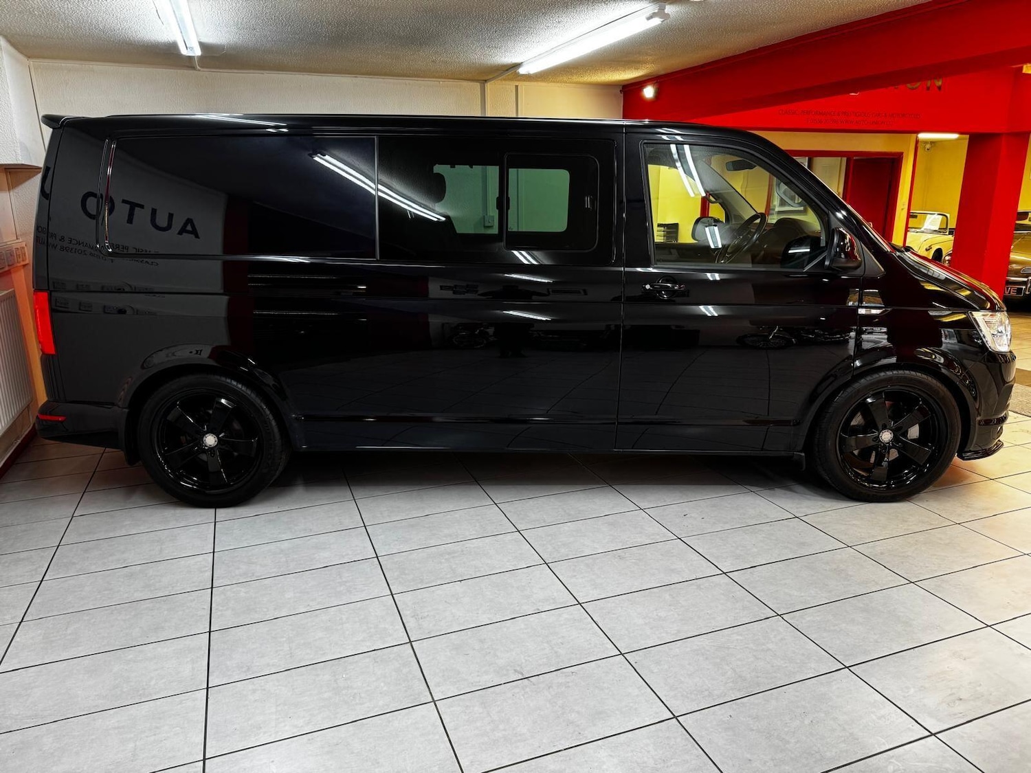 Used Volkswagen Transporter 2017 for sale - 76283713: Photo 7