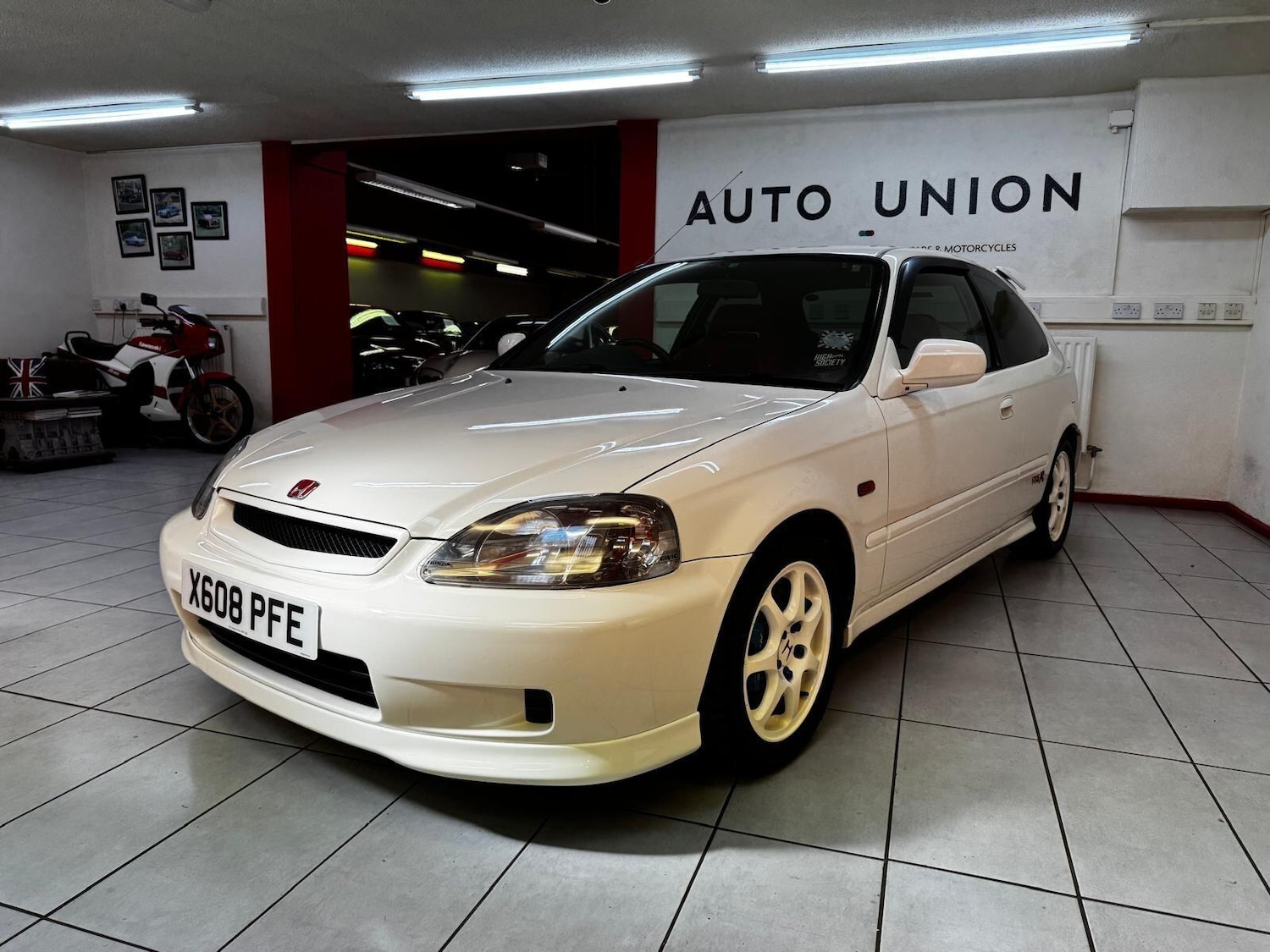 Used Honda Civic 2015 for sale - 76153079: Photo 3