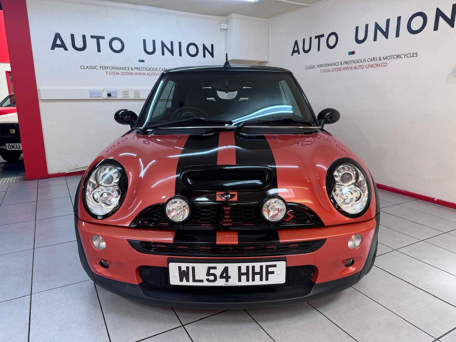 Used MINI Convertible 2004 for sale - 76997595: Photo 10