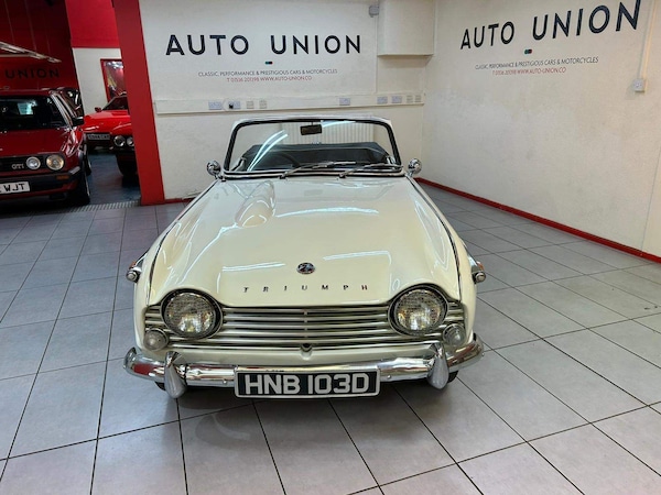 Used Triumph TR4 2018 for sale - 76282932: Photo 25