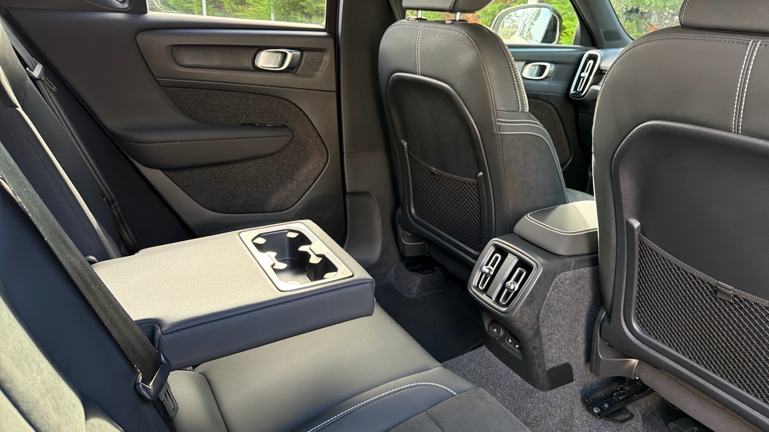 Used Volvo XC40 2024 for sale - 76653301: Photo 26