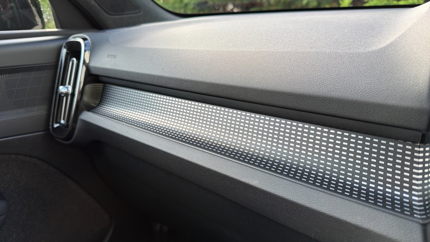 Used Volvo XC40 2024 for sale - 76653301: Photo 34