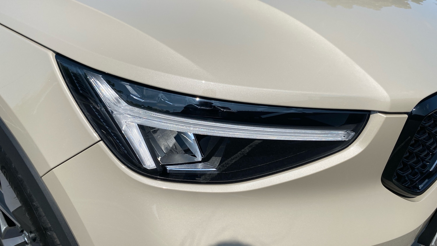 Used Volvo XC40 2024 for sale - 76653301: Photo 45