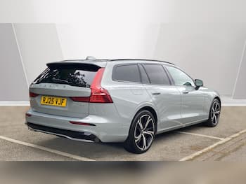 Used Volvo V60 2025 for sale - 79563587: Photo