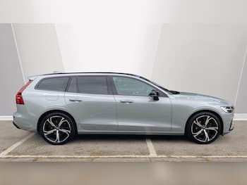 Used Volvo V60 2025 for sale - 79563587: Photo