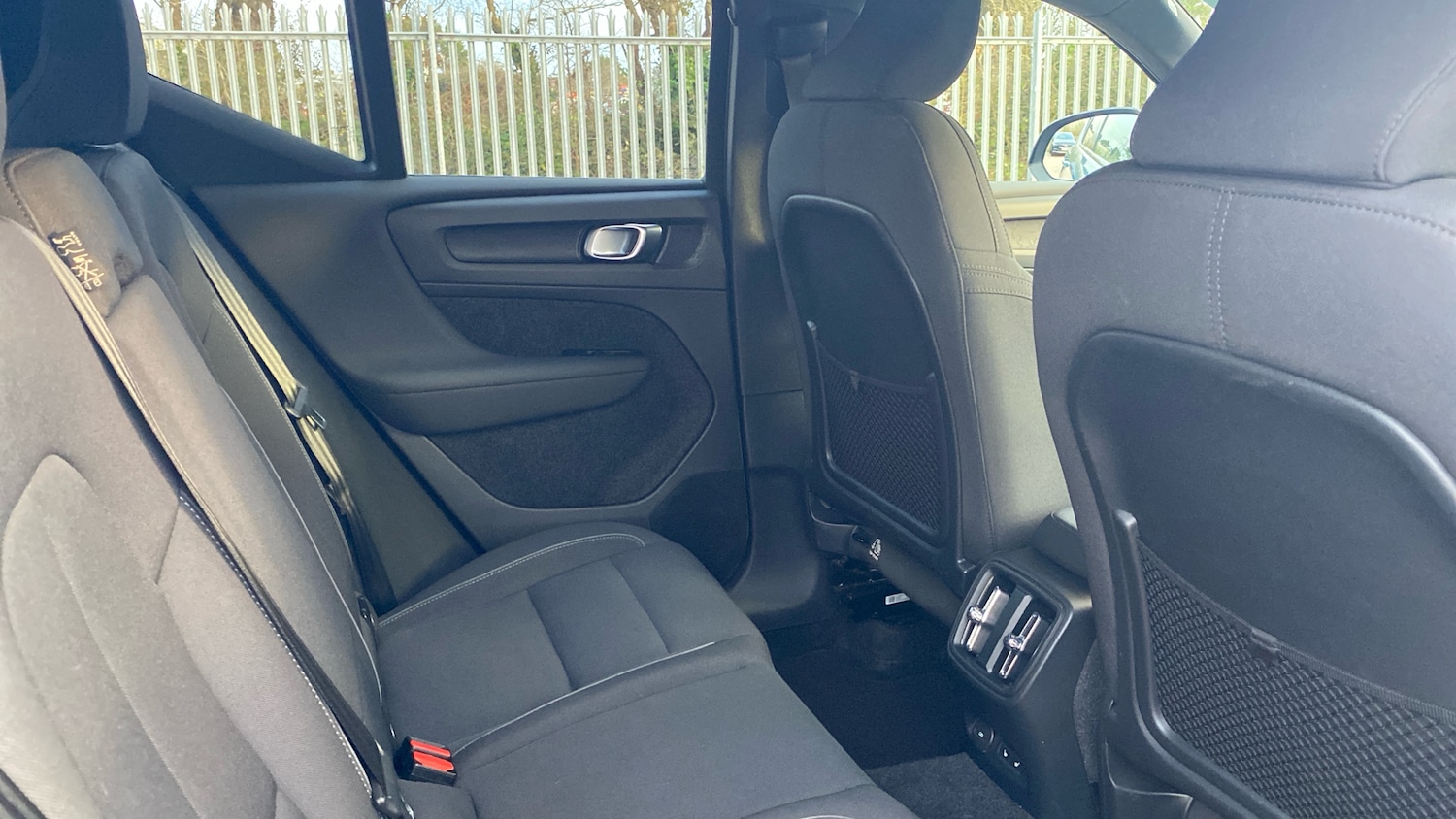 Used Volvo XC40 2022 for sale - 76763090: Photo 31