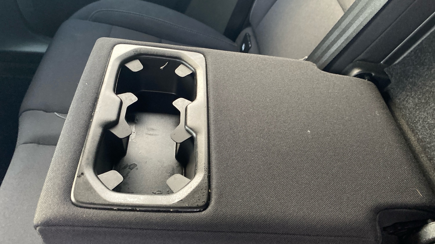 Used Volvo XC40 2022 for sale - 76763090: Photo 32