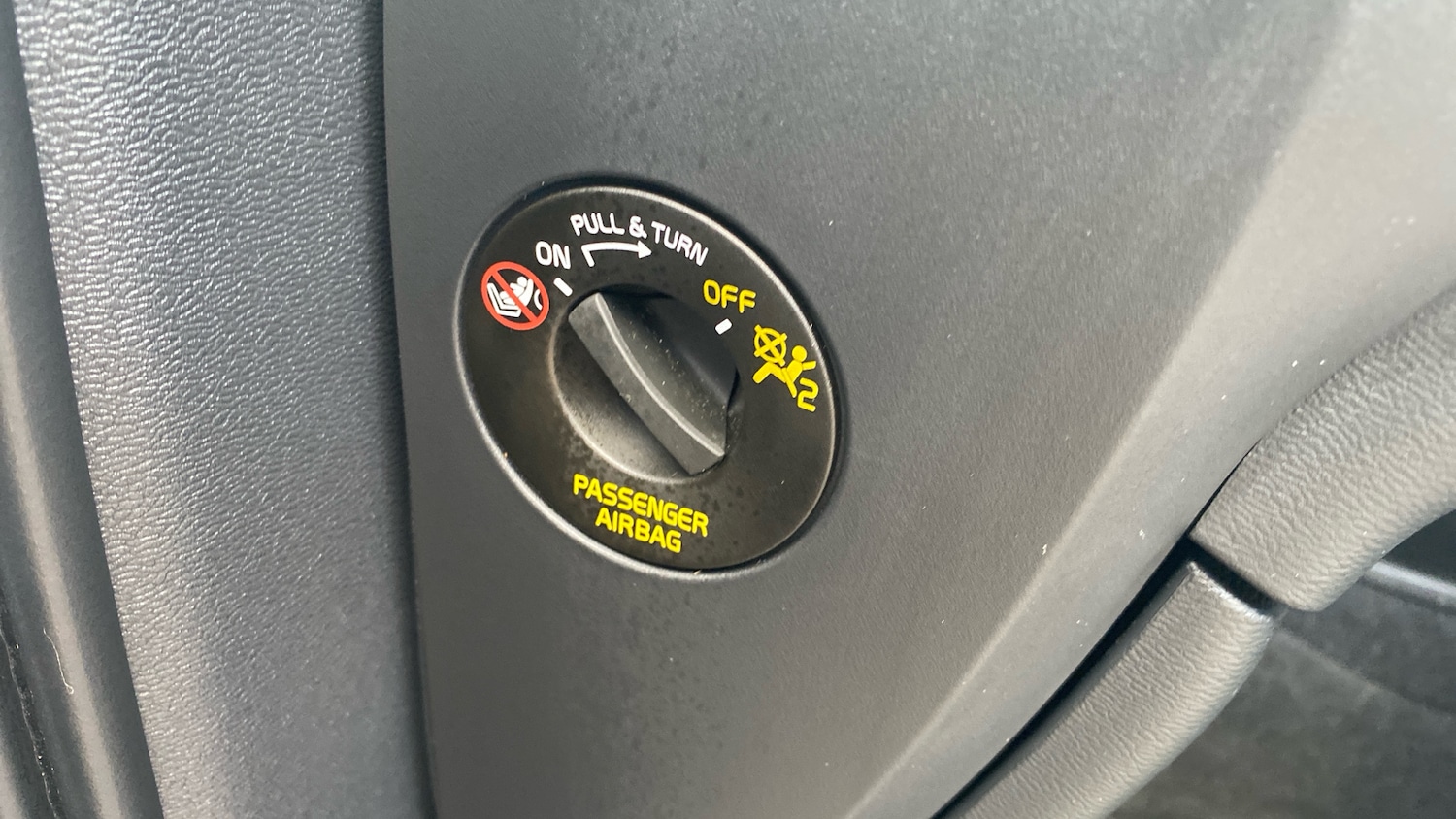 Used Volvo XC40 2022 for sale - 76763090: Photo 41