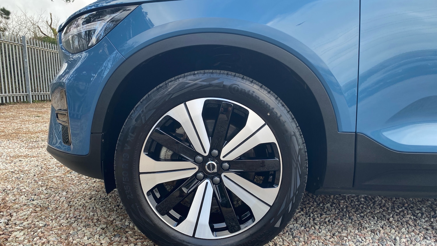 Used Volvo XC40 2022 for sale - 76763090: Photo 9