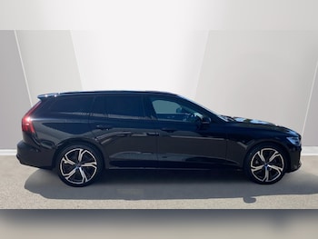 Used Volvo V60 2025 for sale - 79220136: Photo