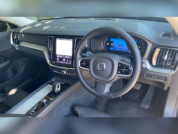 Used Volvo V60 2025 for sale - 79220136: Photo