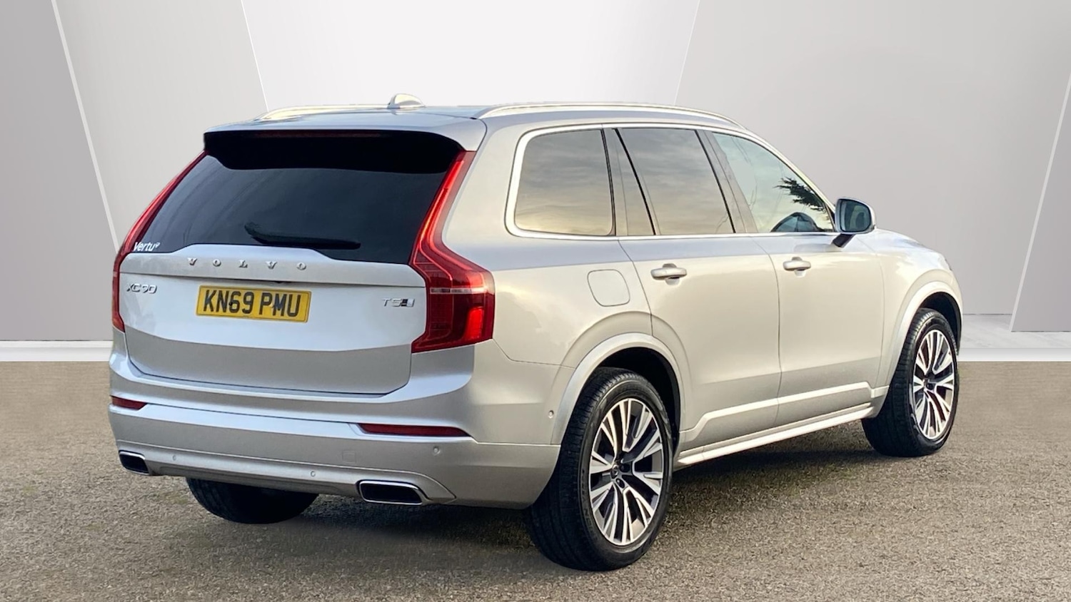 Used Volvo XC90 2019 for sale - 76653313: Photo 2