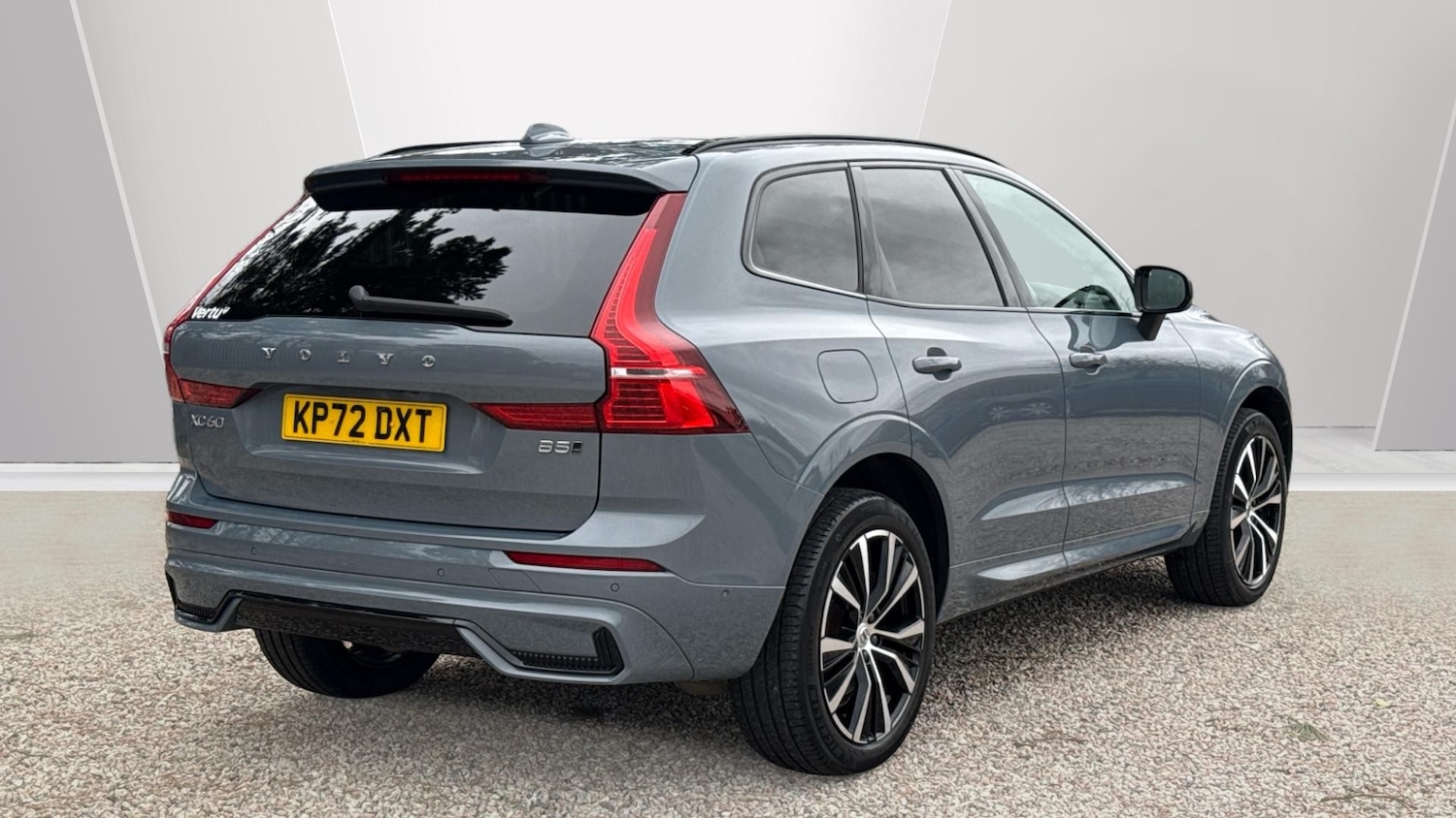 Used Volvo XC60 2022 for sale - 77336449: Photo 2
