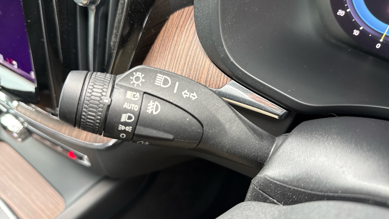 Used Volvo XC60 2022 for sale - 77336449: Photo 20