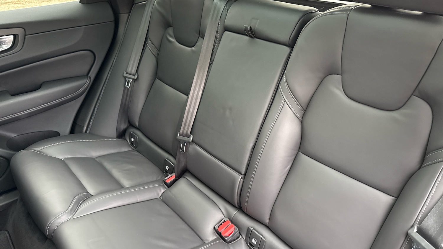 Used Volvo XC60 2022 for sale - 77336449: Photo 33