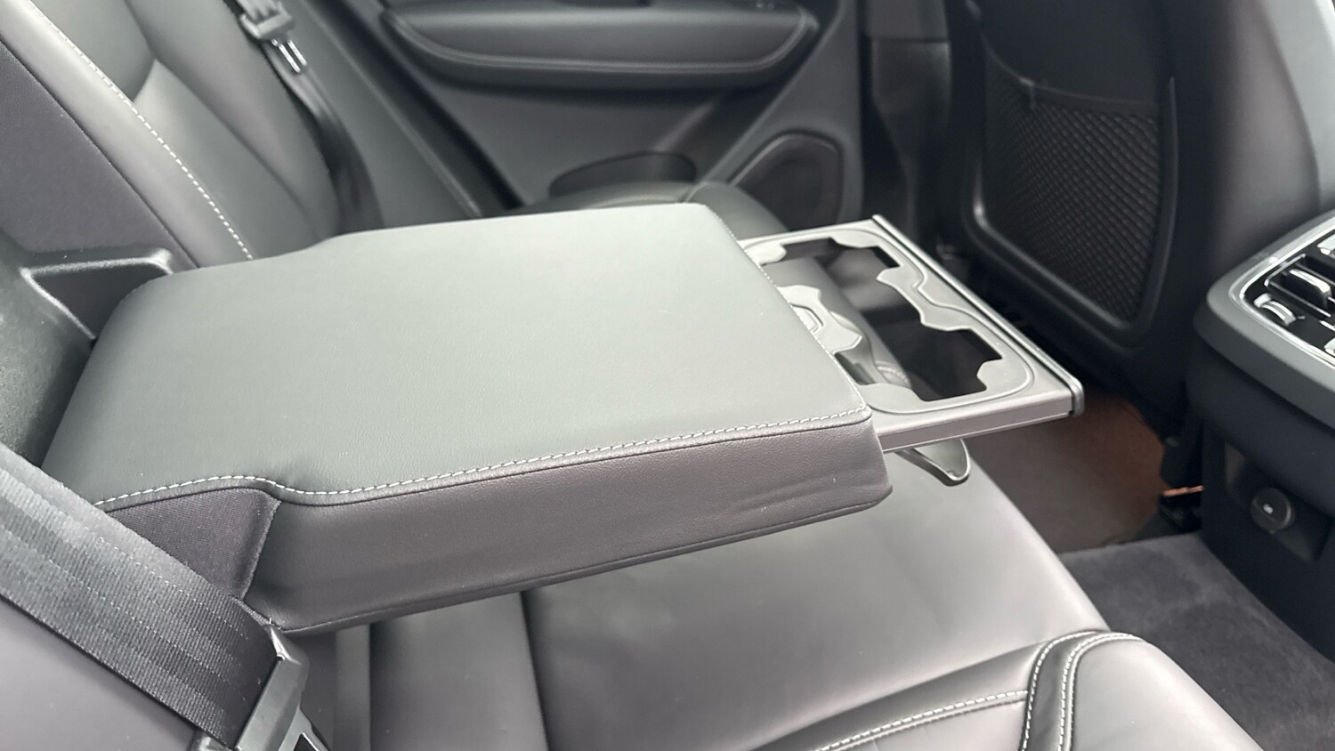 Used Volvo XC60 2022 for sale - 77336449: Photo 34