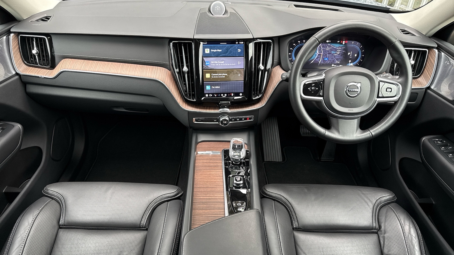 Used Volvo XC60 2022 for sale - 77336449: Photo 5