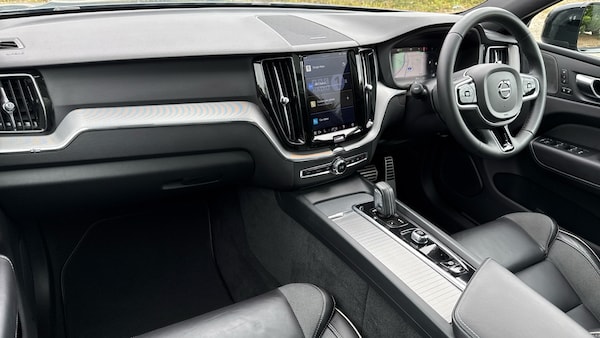 Used Volvo XC60 2021 for sale - 75561505: Photo 4