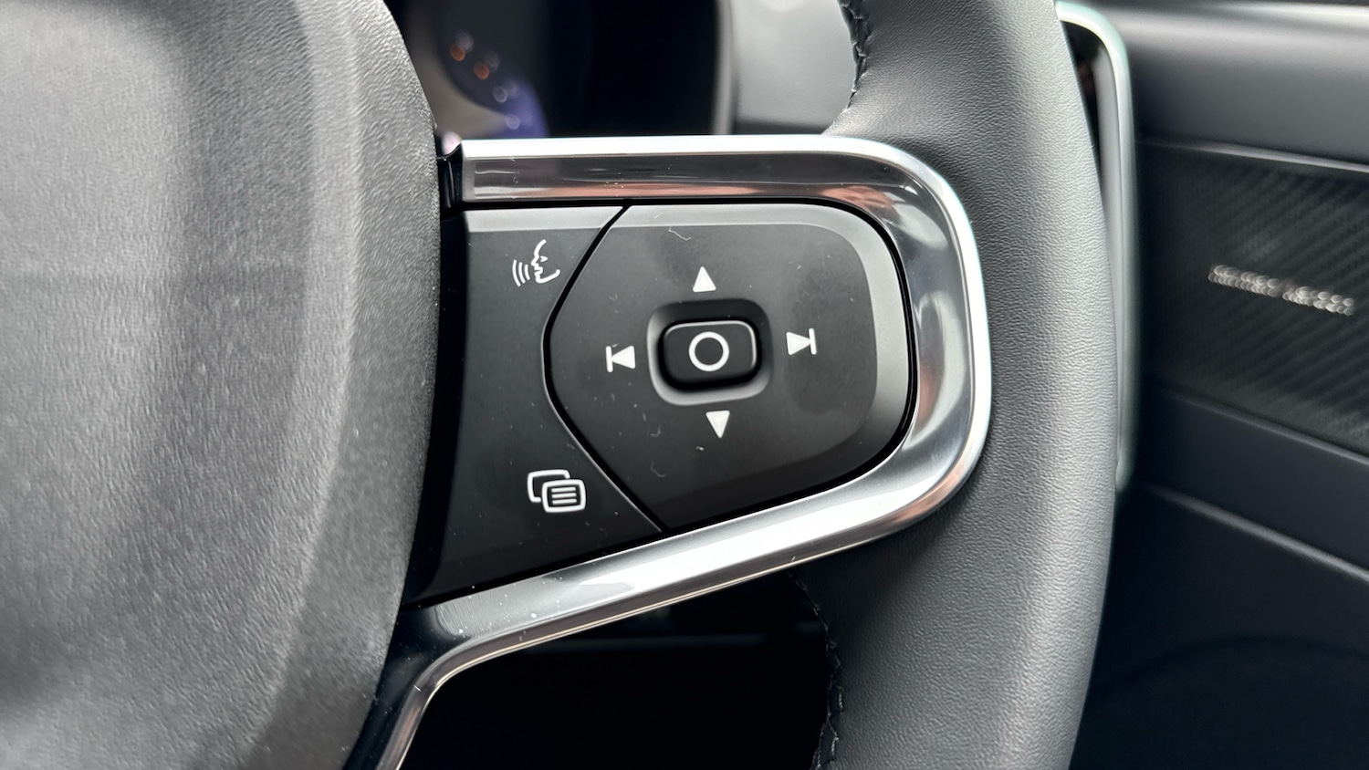 Used Volvo XC40 2025 for sale - 76653298: Photo 19