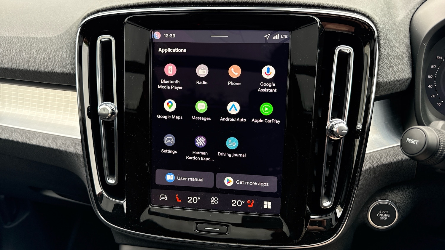 Used Volvo XC40 2025 for sale - 76653298: Photo 21