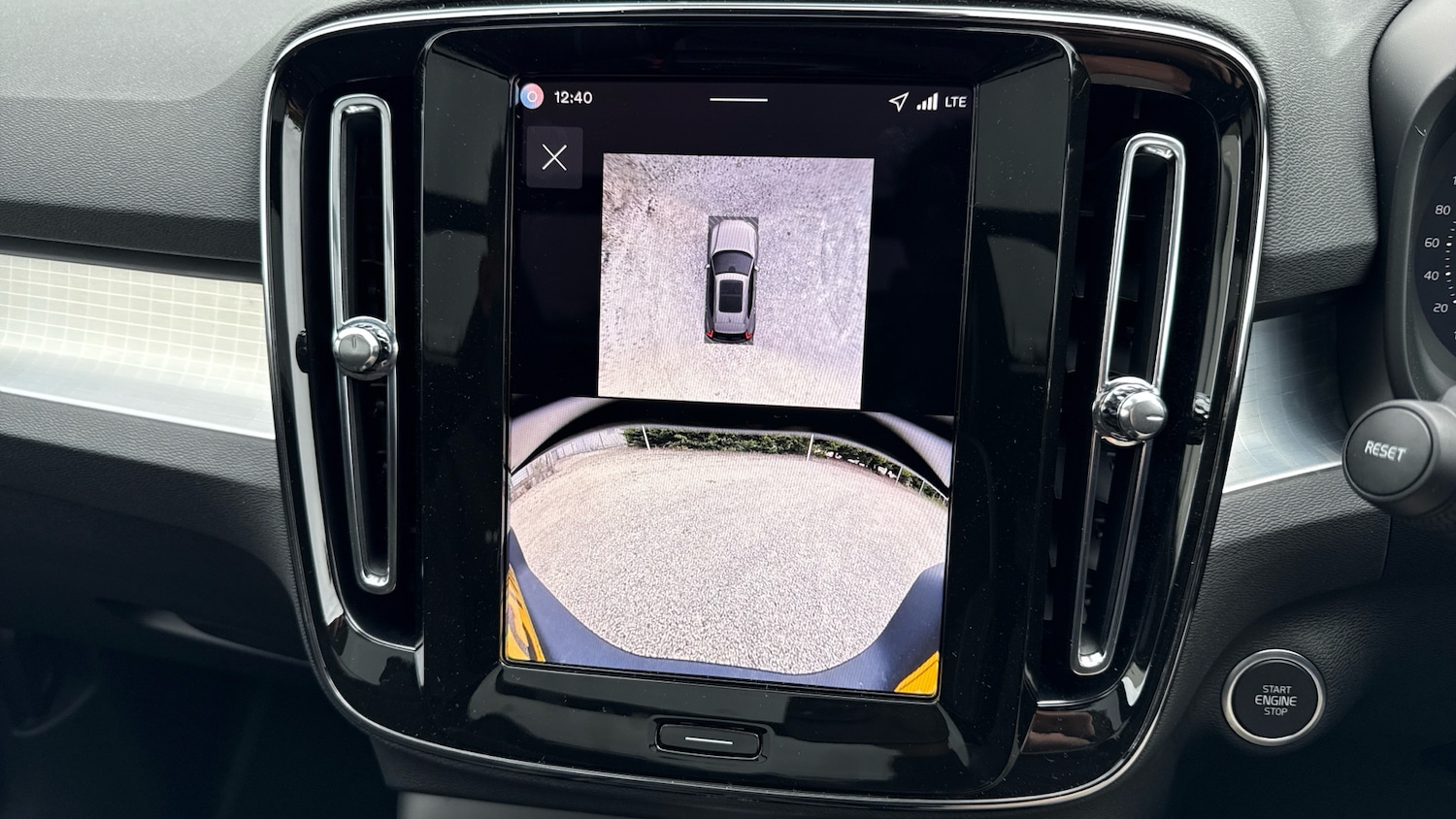 Used Volvo XC40 2025 for sale - 76653298: Photo 32