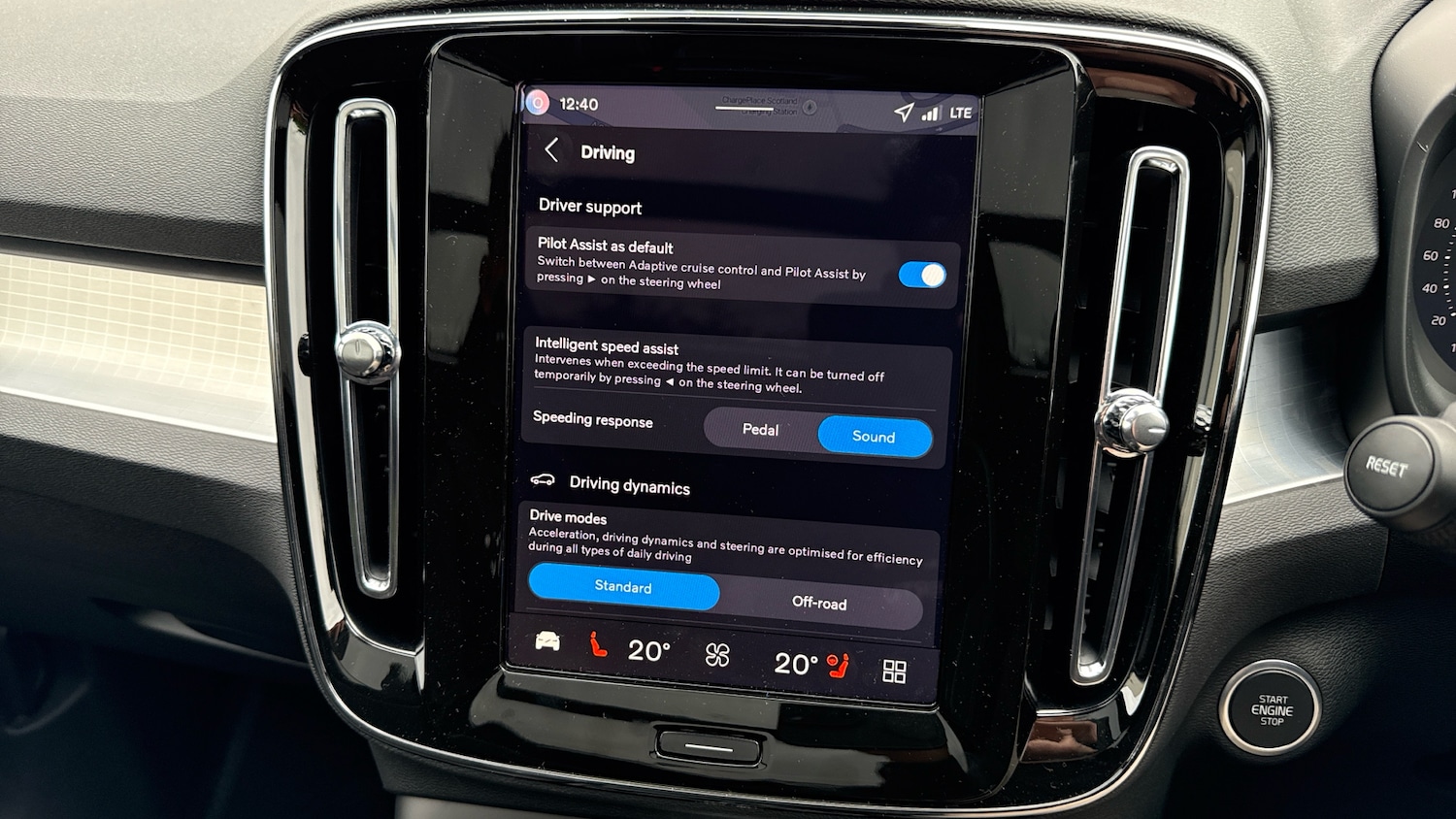 Used Volvo XC40 2025 for sale - 76653298: Photo 35