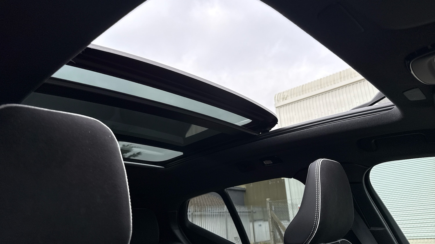 Used Volvo XC40 2025 for sale - 76653298: Photo 42