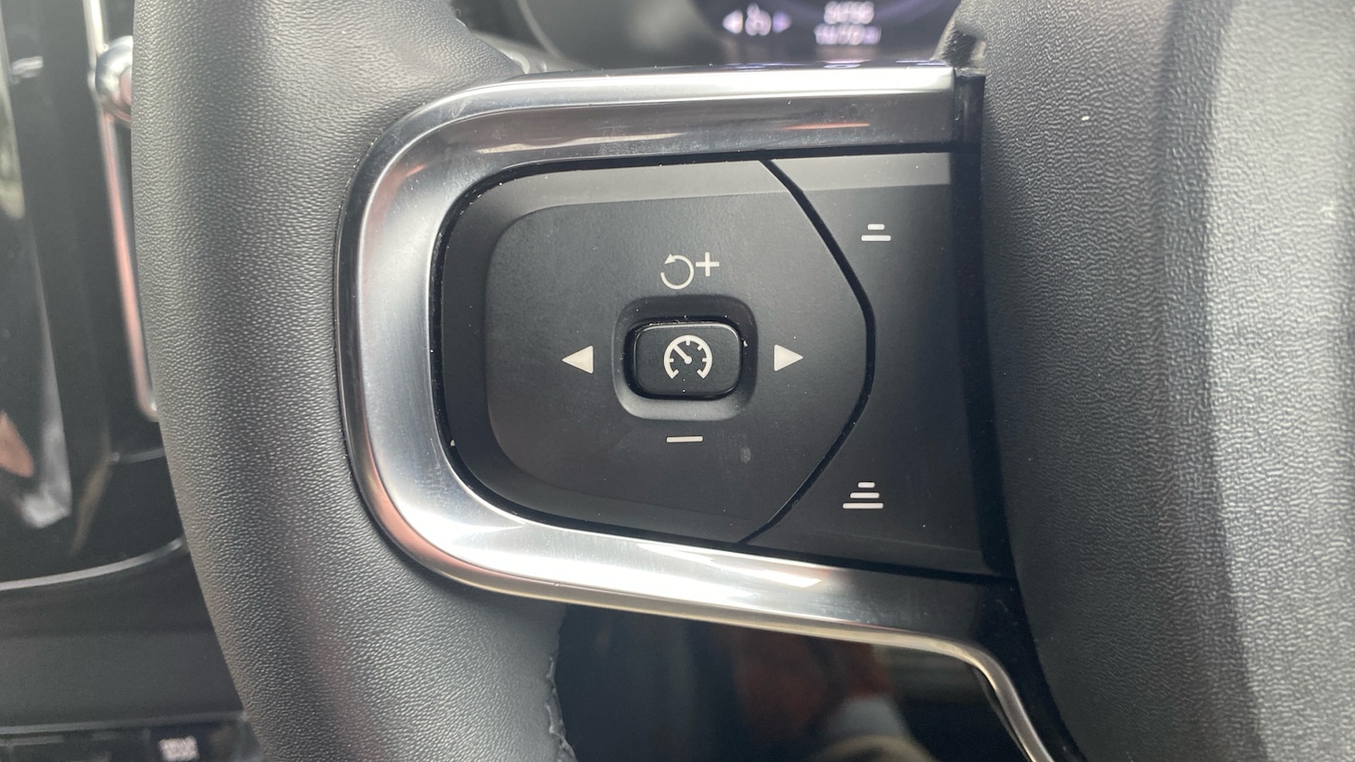 Used Volvo XC40 2021 for sale - 75960161: Photo 18