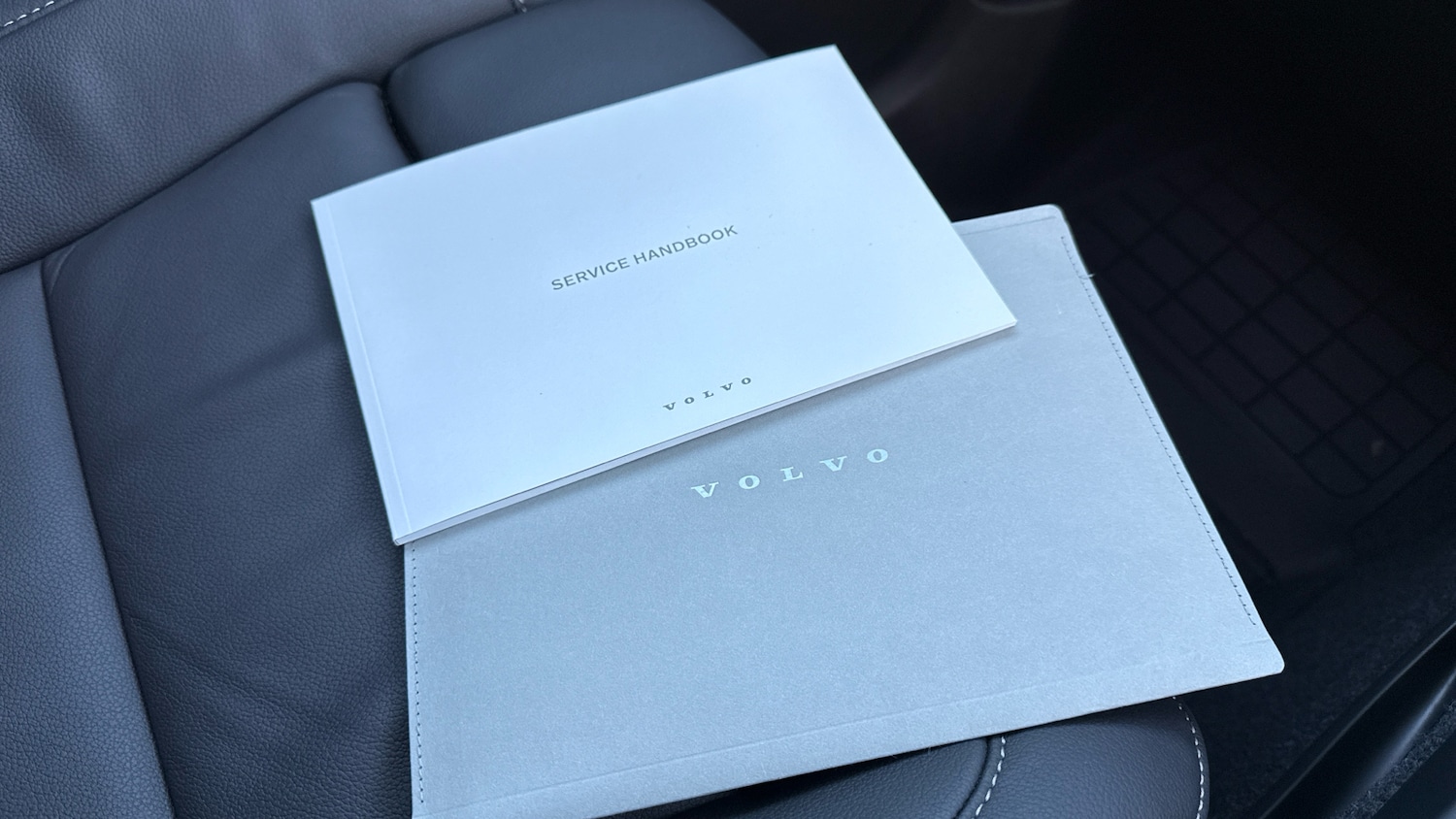 Used Volvo XC40 2025 for sale - 76653335: Photo 15