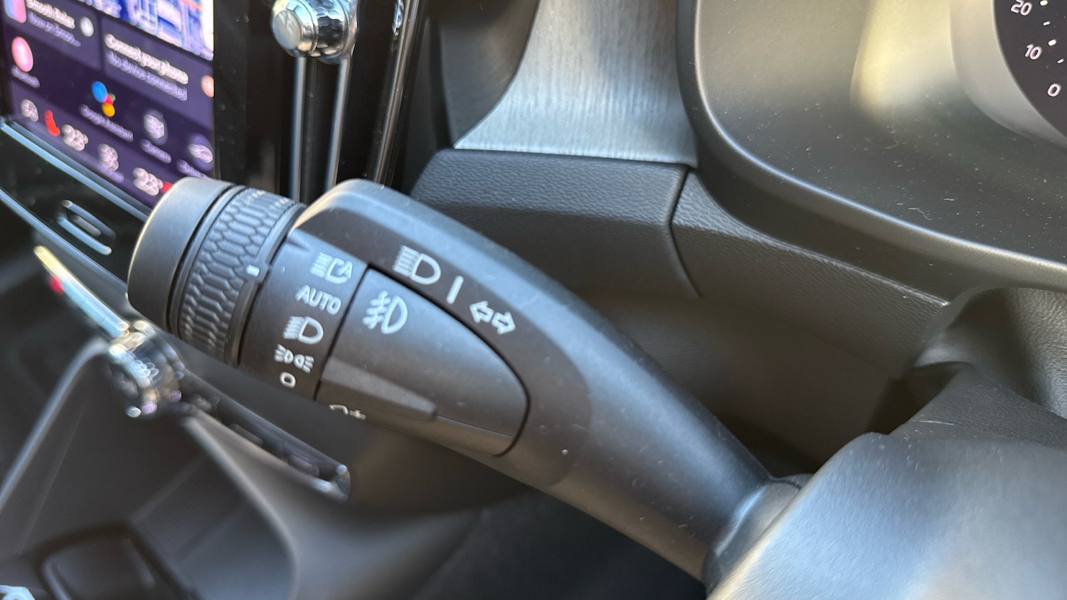 Used Volvo XC40 2025 for sale - 76653335: Photo 19