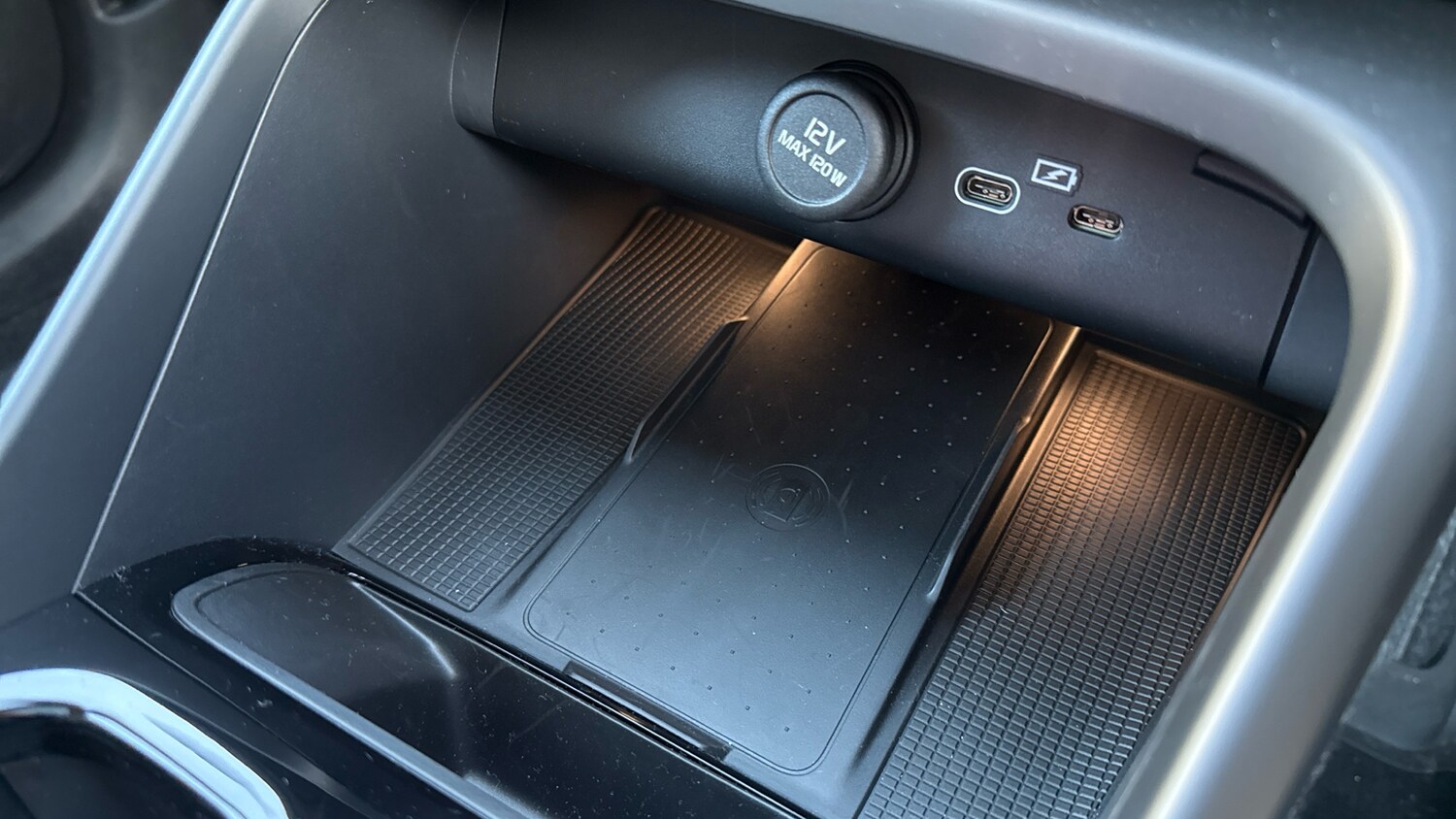 Used Volvo XC40 2025 for sale - 76653335: Photo 38