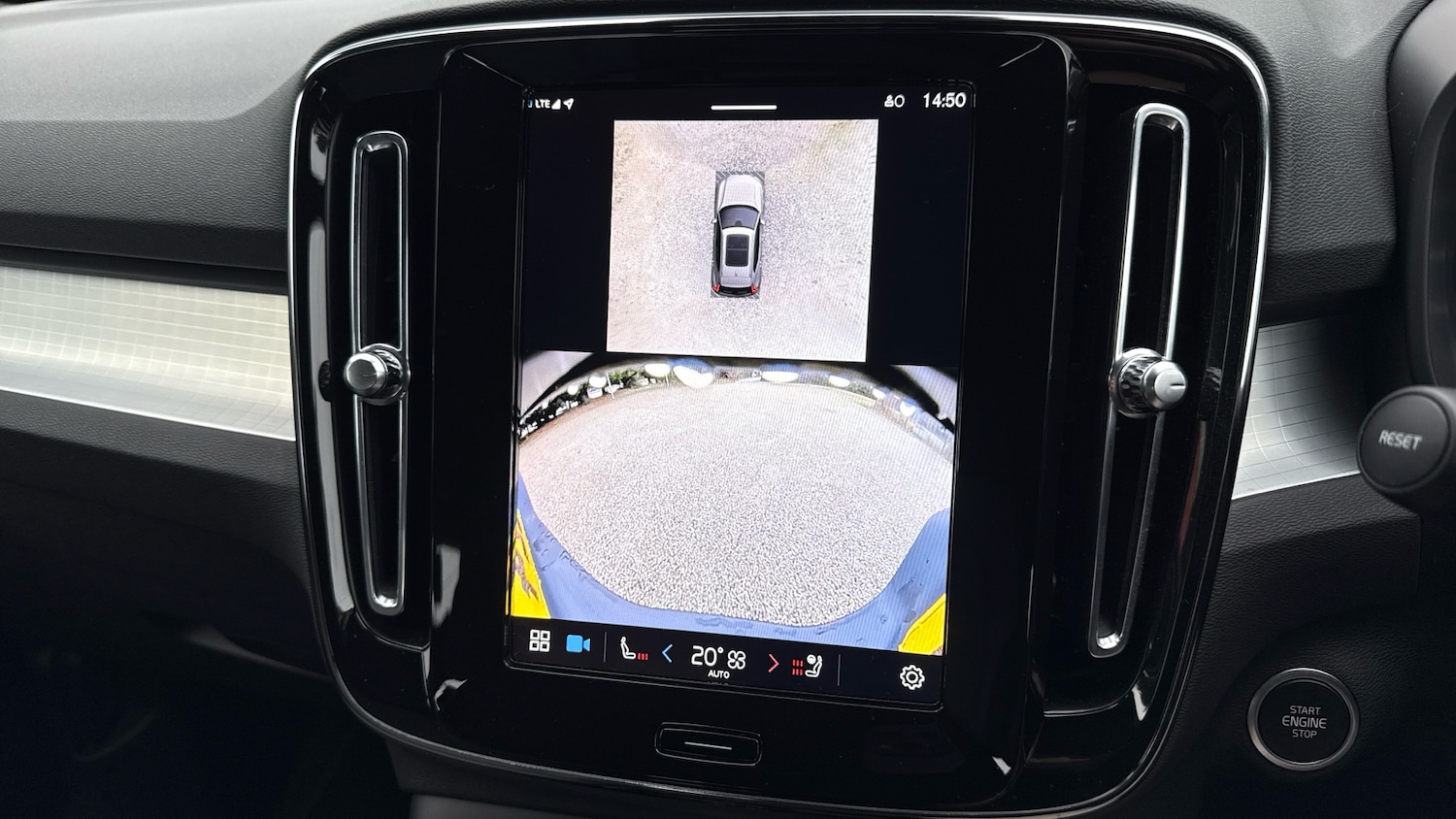 Used Volvo XC40 2024 for sale - 76722714: Photo 39