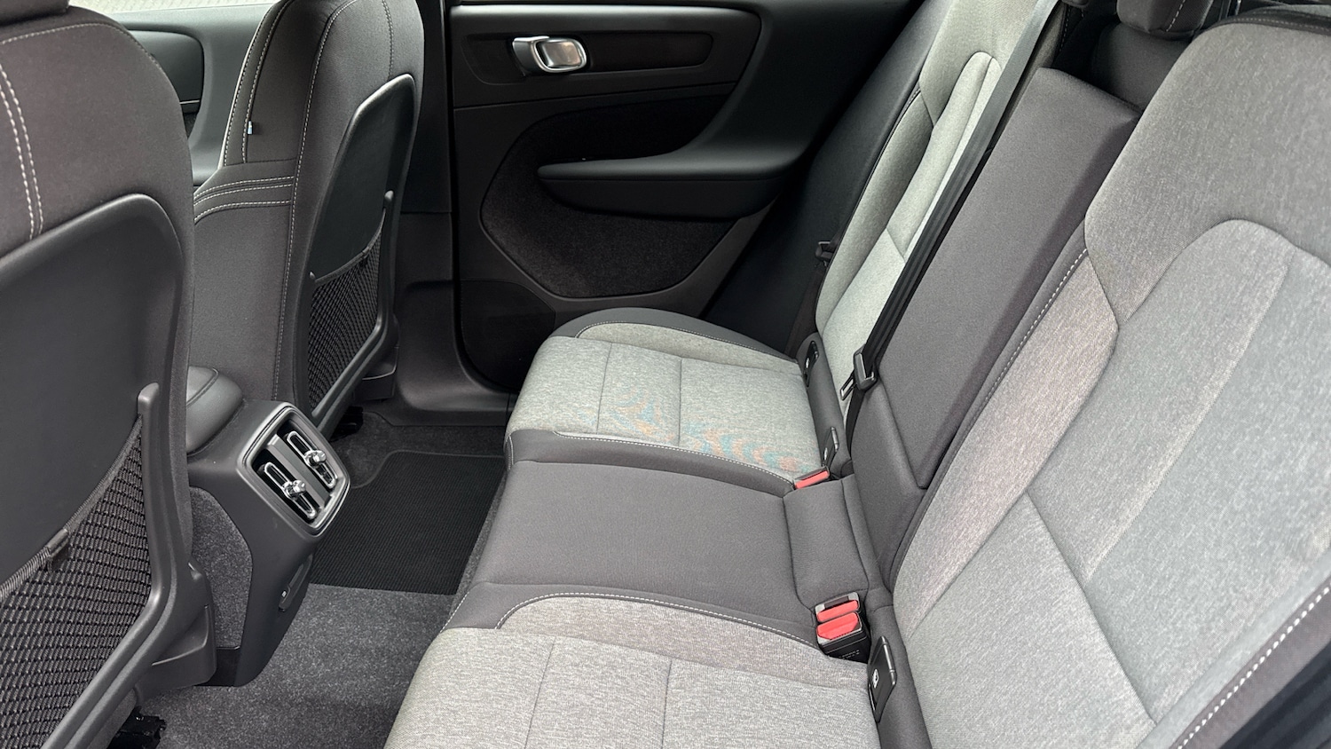 Used Volvo XC40 2024 for sale - 76722714: Photo 6