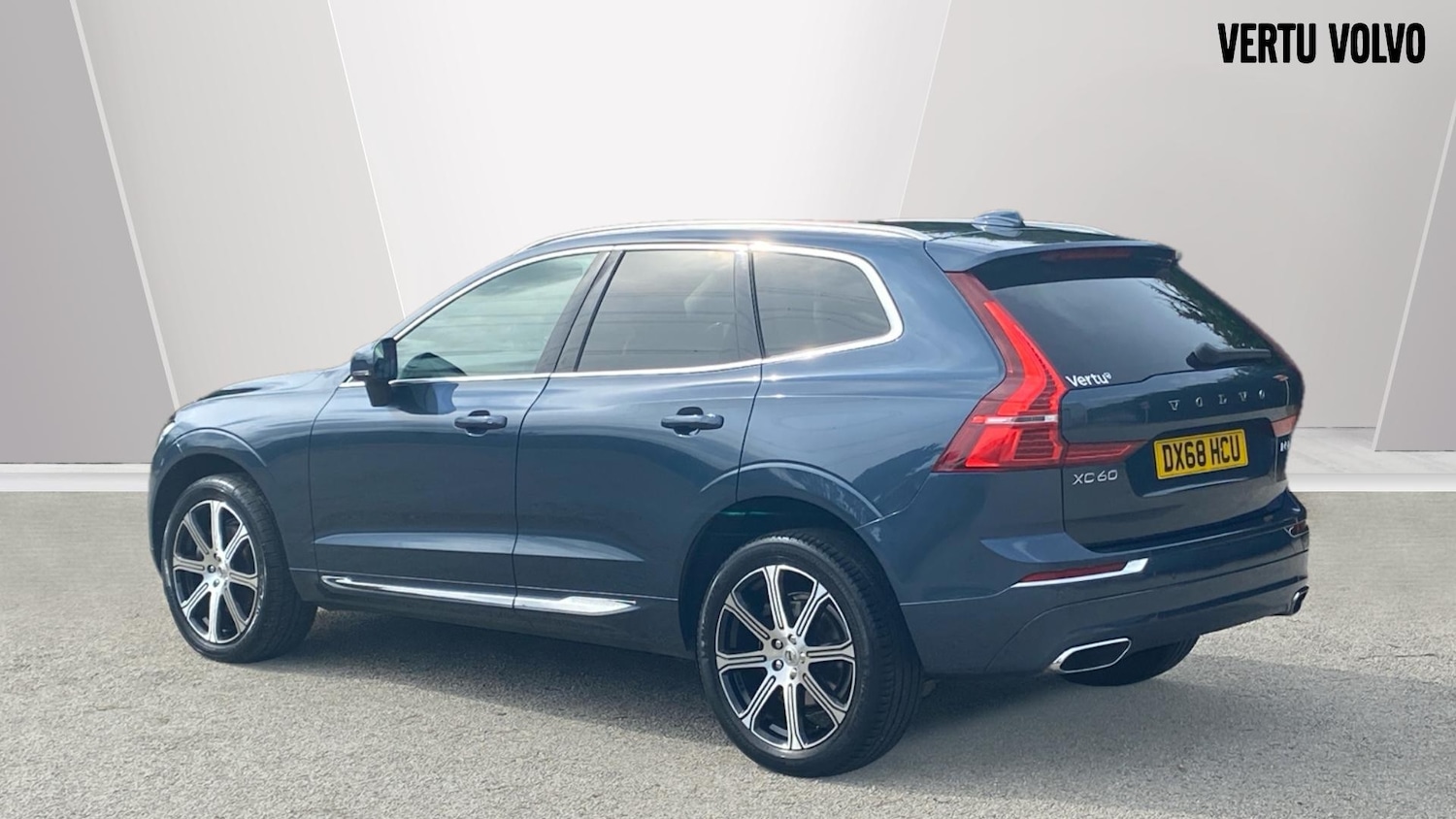 Used Volvo XC60 2018 for sale - 75931850: Photo 2