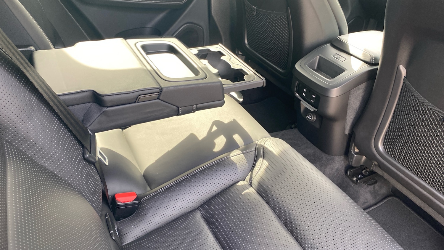 Used Volvo XC60 2018 for sale - 75931850: Photo 26