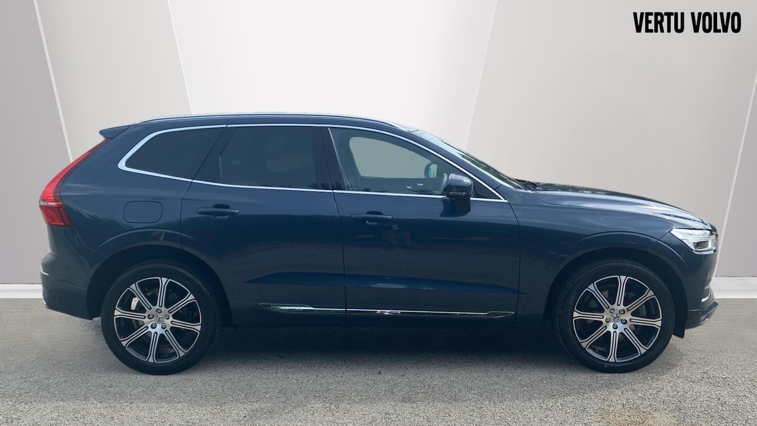 Used Volvo XC60 2018 for sale - 75931850: Photo 3