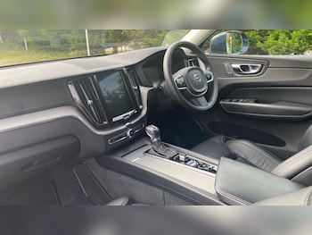 Used Volvo XC60 2018 for sale - 75931850: Photo