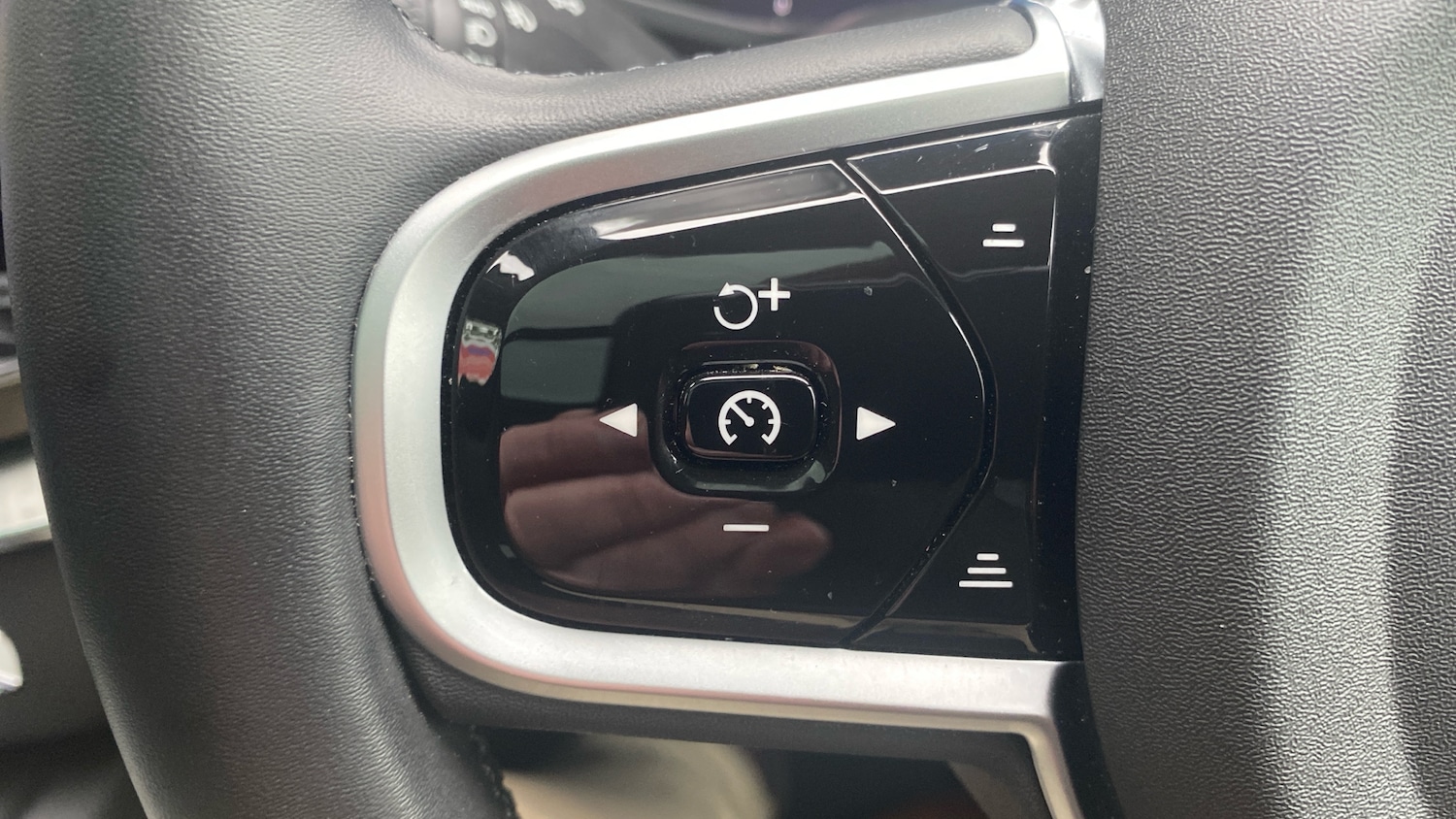 Used Volvo XC60 2025 for sale - 76653304: Photo 18