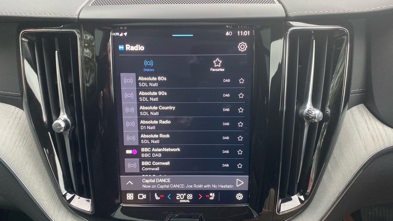 Used Volvo XC60 2025 for sale - 76653304: Photo 30