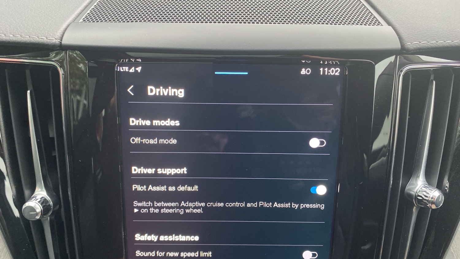 Used Volvo XC60 2025 for sale - 76653304: Photo 34