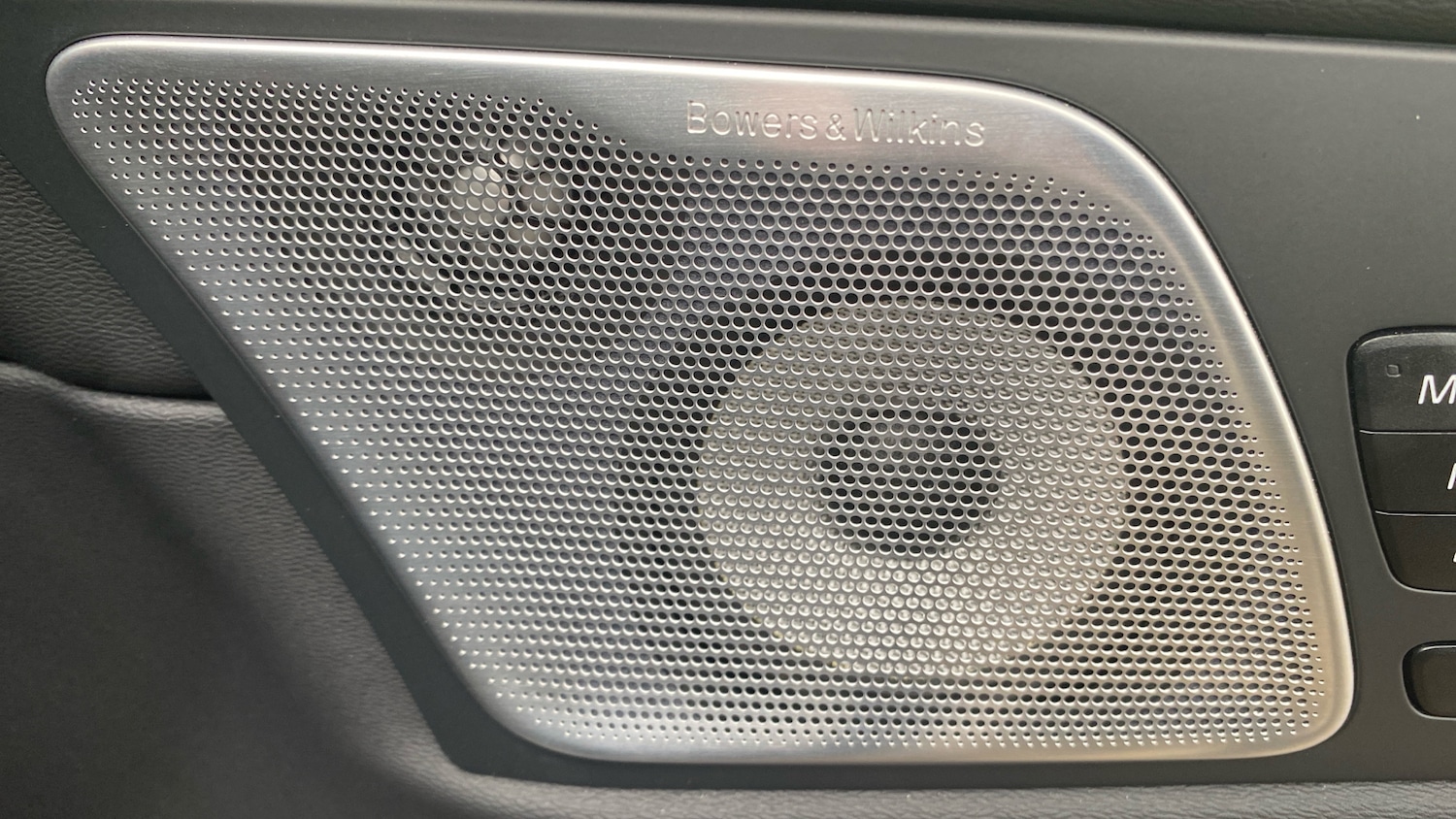 Used Volvo XC60 2025 for sale - 76653304: Photo 40