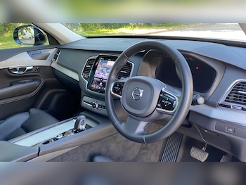 Used Volvo XC90 2023 for sale - 79128609: Photo