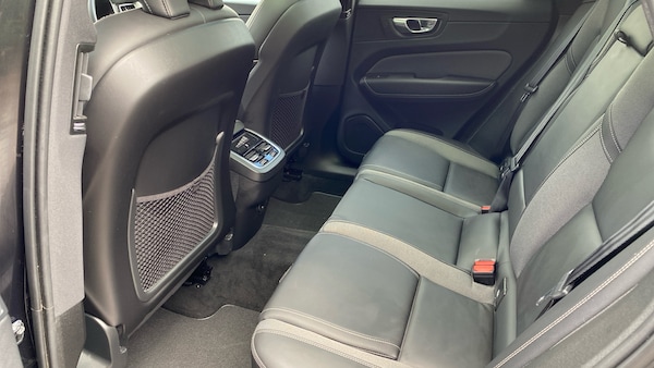 Used Volvo XC60 2022 for sale - 75440506: Photo 10