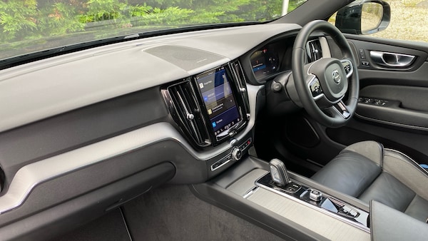 Used Volvo XC60 2022 for sale - 75440506: Photo 4