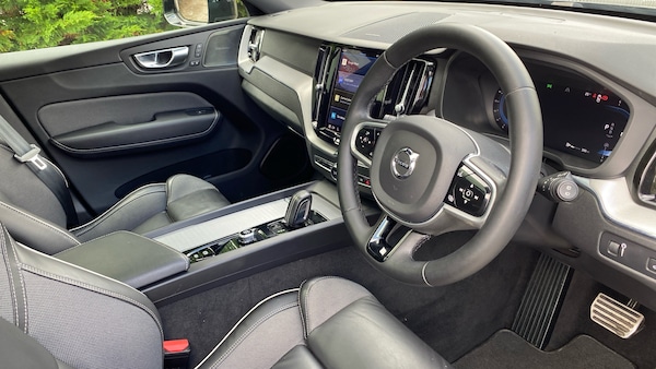 Used Volvo XC60 2022 for sale - 75440506: Photo 5