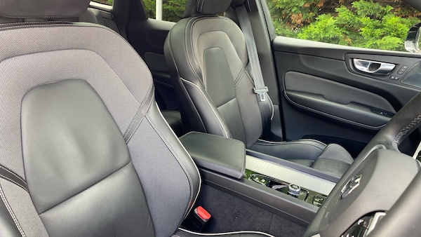 Used Volvo XC60 2022 for sale - 75440506: Photo 9