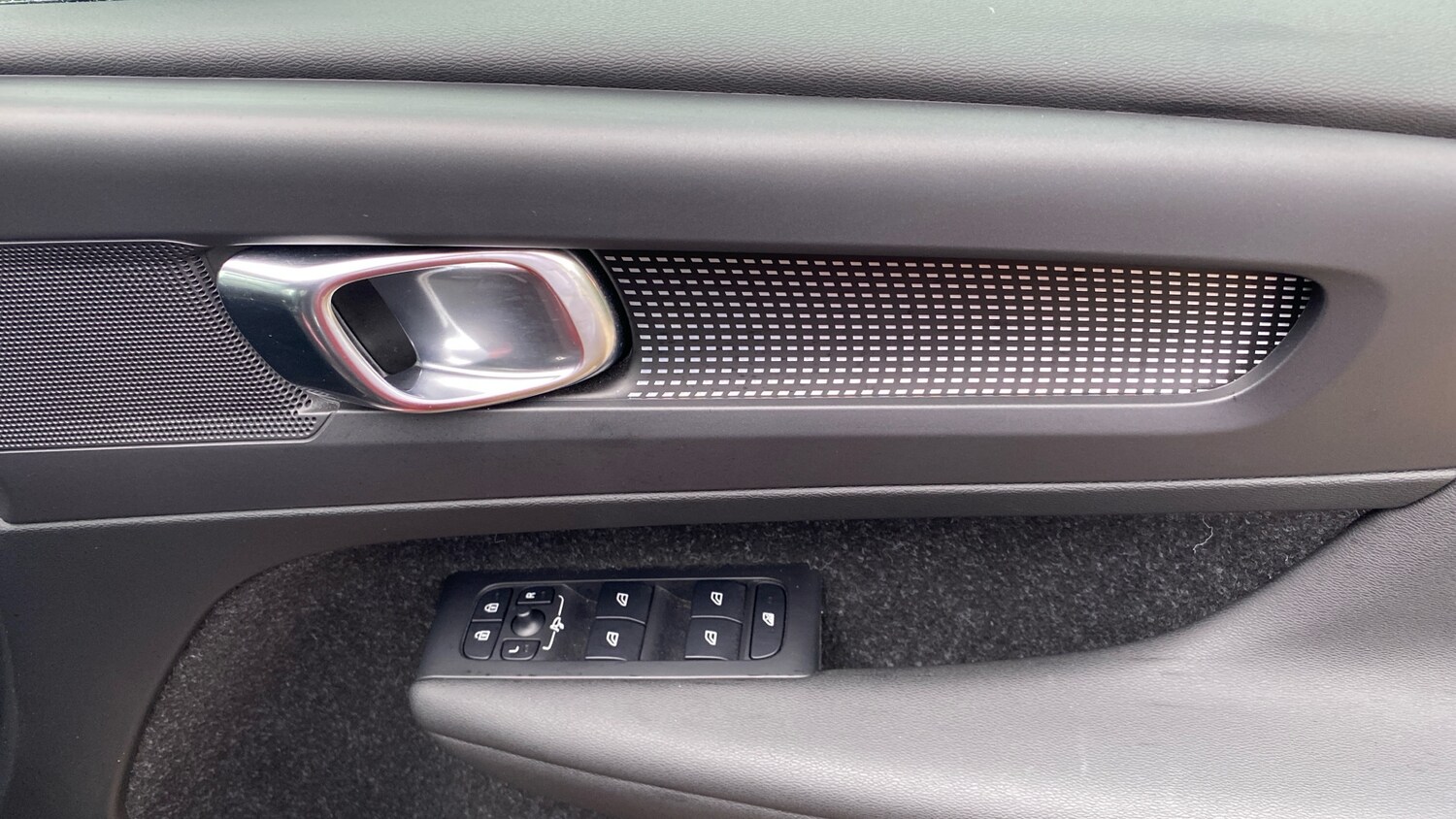 Used Volvo XC40 2019 for sale - 76026026: Photo 15