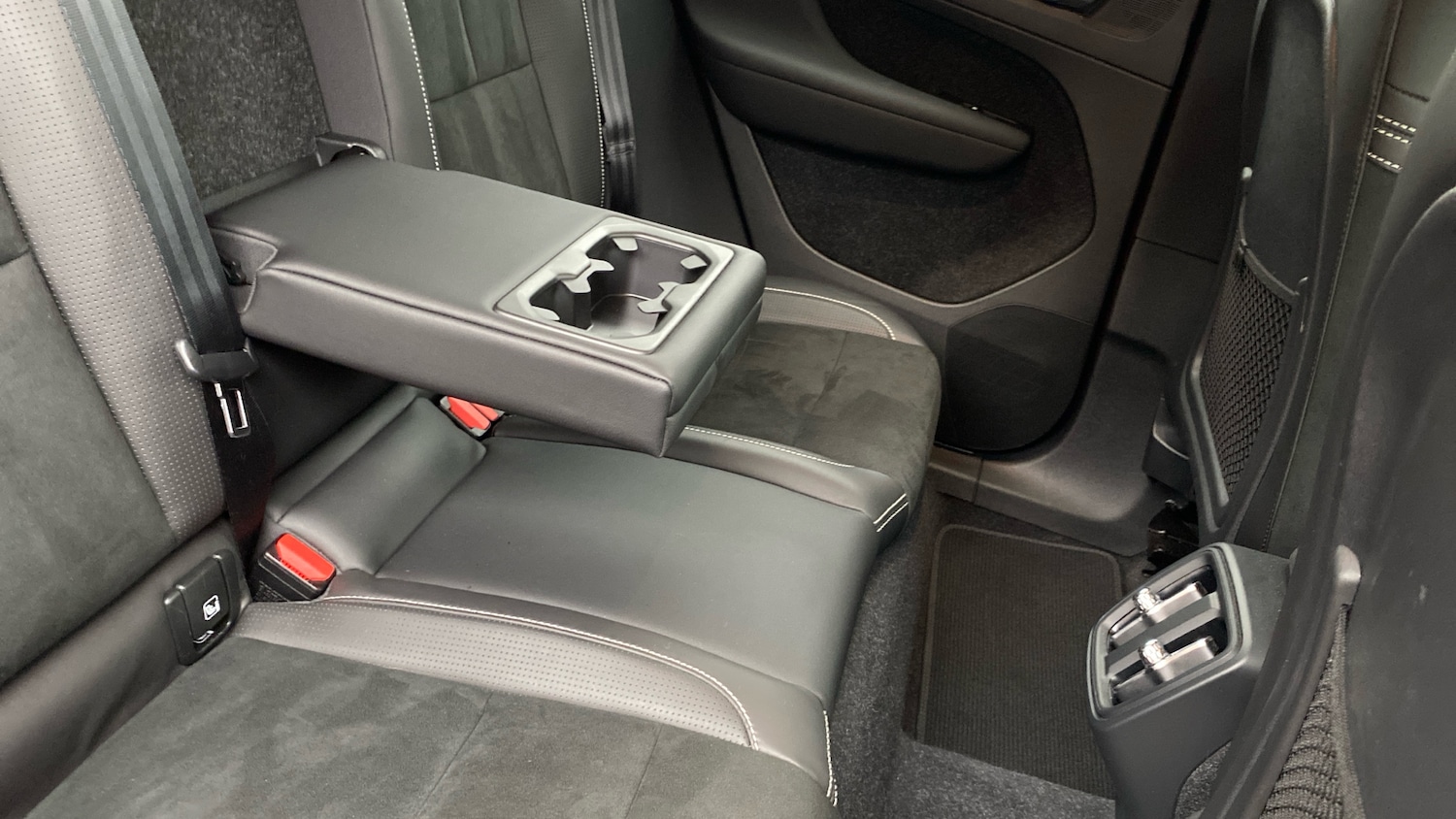 Used Volvo XC40 2019 for sale - 76026026: Photo 26